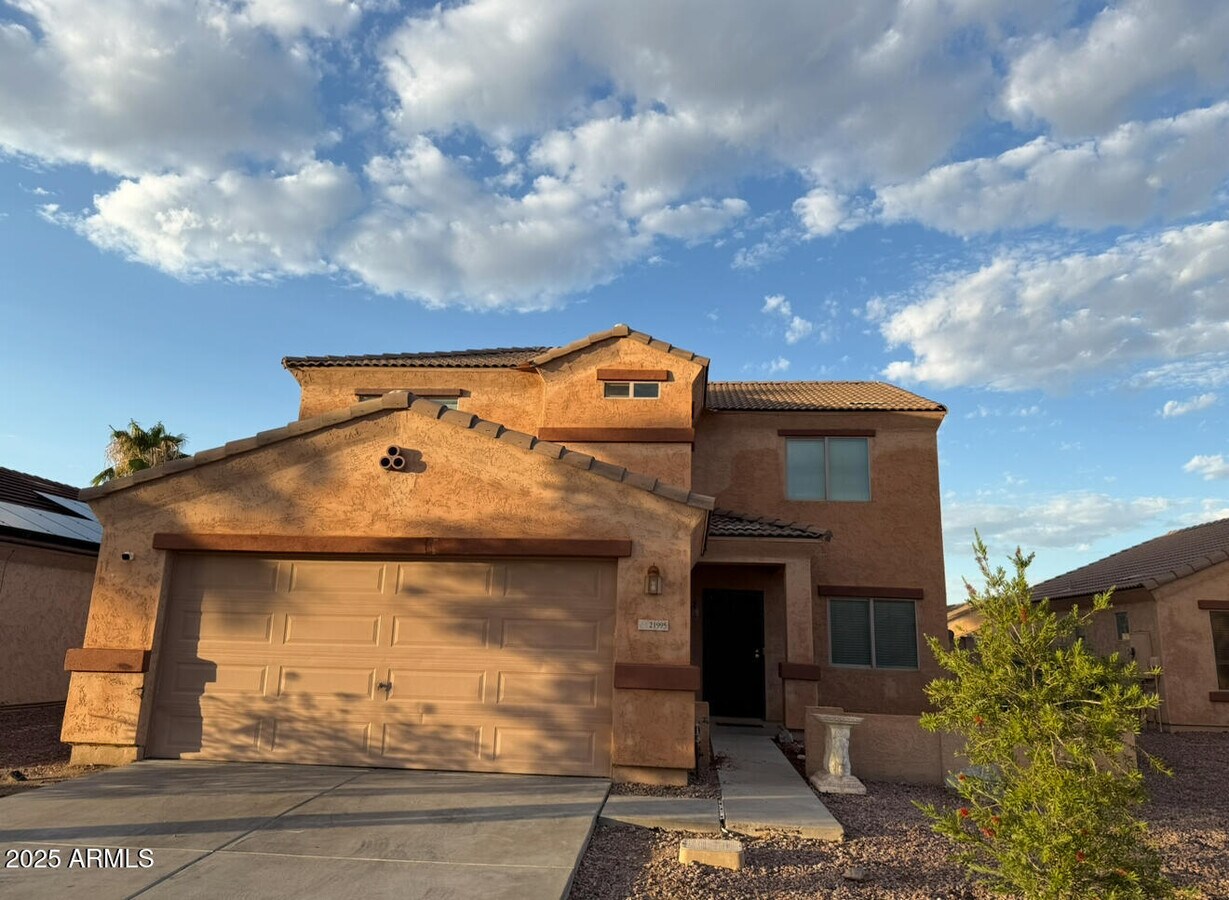 Photo - 21995 W Cocopah St House