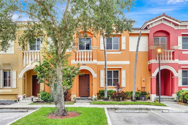 Building Photo - 8915 SW 18th St