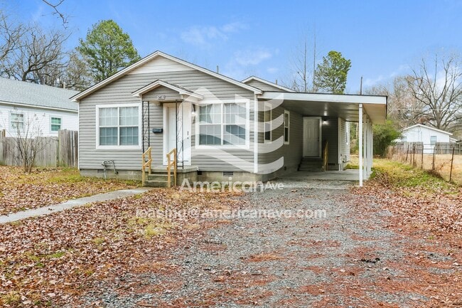 Building Photo - 1413 S Bailey St