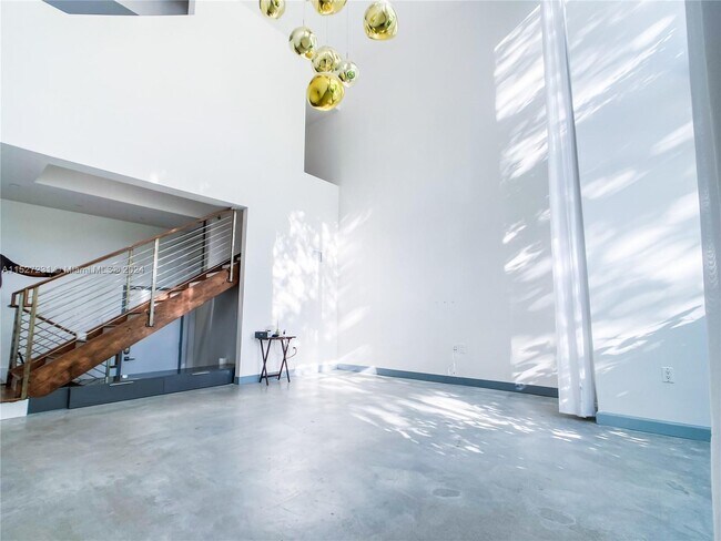 Photo - 163 N Shore Dr