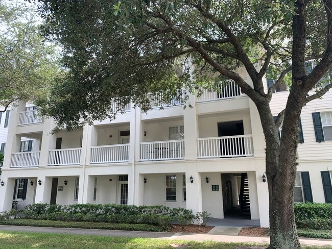 Photo - 700 Siena Palm Dr