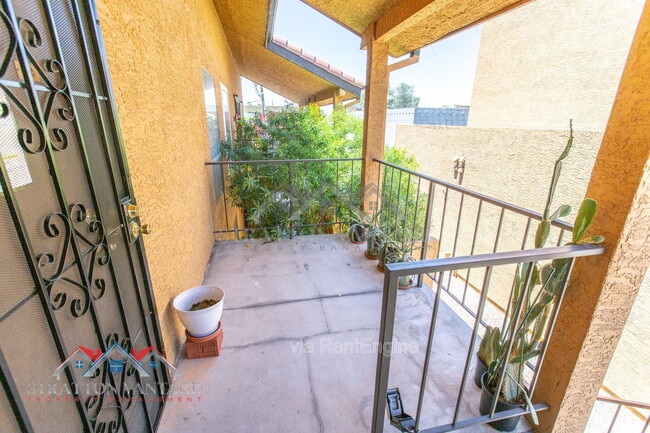 Photo - 1831 W Mulberry Dr Unidad 230