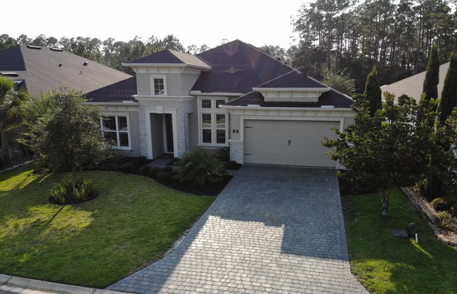 Building Photo - 211 Heatherwood Ct