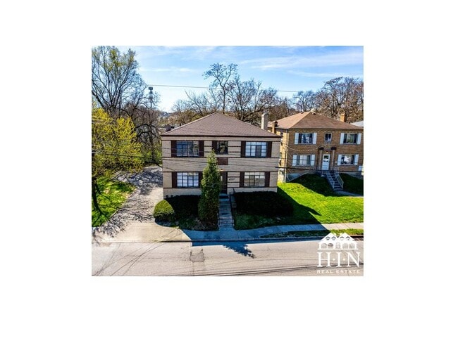 Photo - 2553 Williams Ave Unit 1