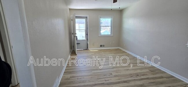 Photo - 3143 Puckett Rd Condo Unit 744