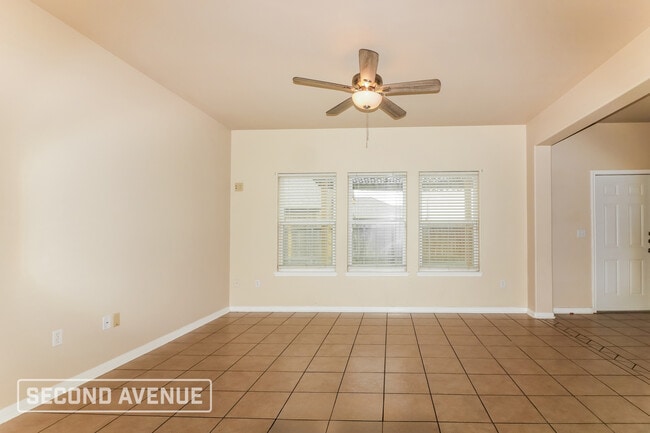 Photo - 7009 Saar Ct