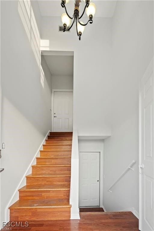 Photo - 260 13th St SW