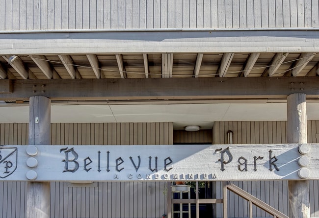 Photo - Downtown Bellevue 2 Bedroom 1.5 Bath 2 story Condo