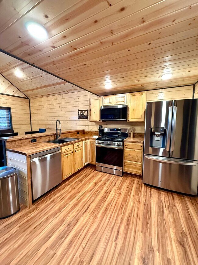 Photo - 49179 Scorpio Ct Unit Cabin B