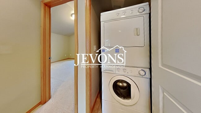 Photo - 13721 Greenwood Ave N