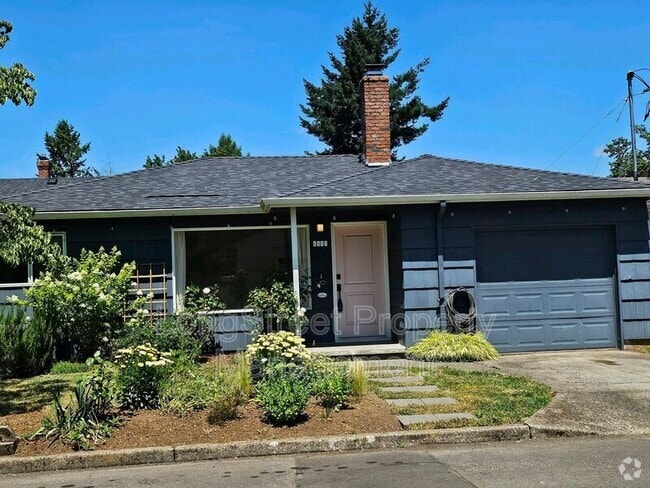 Building Photo - 6515 SE Steele St Rental