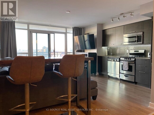 Photo - 78 Tecumseth St. Unit 1410