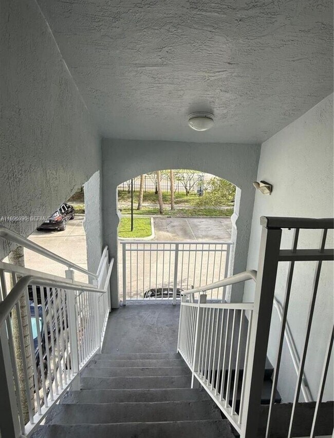 Photo - 9645 NW 1st Ct Unit 1-305