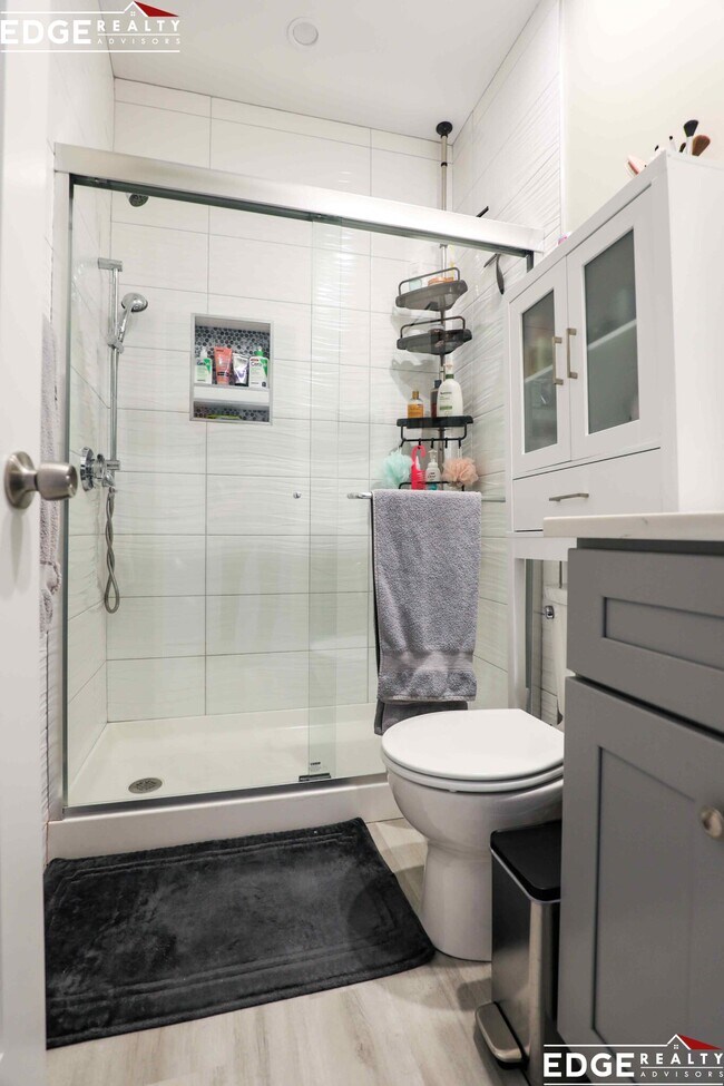 Photo - 131 Murdock St Unidad 2