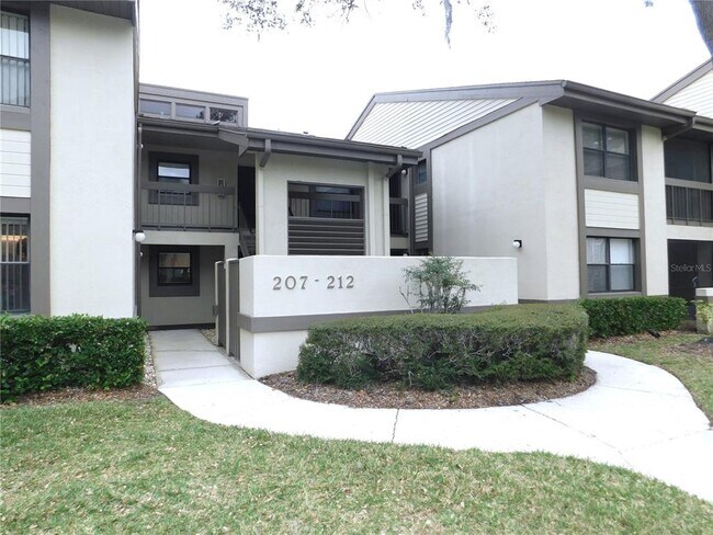 Photo - 207 Woodlake Wynde Condo Unit 207