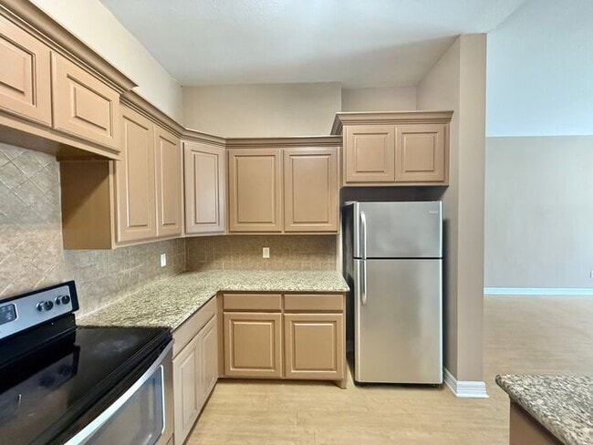 Photo - 4 Bedroom 3.5 Bath Duplex in East Tyler!