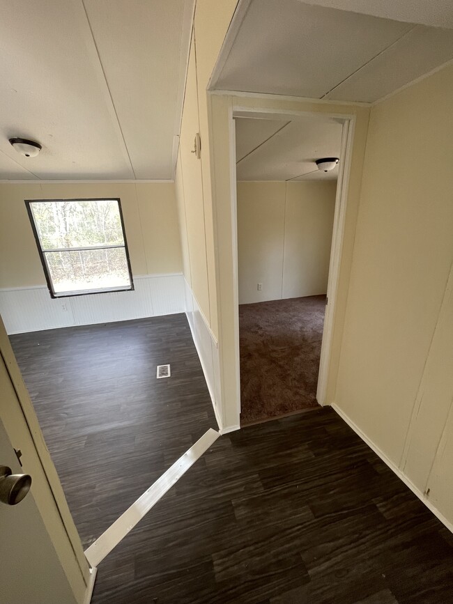 Photo - 251 New Cassel Dr