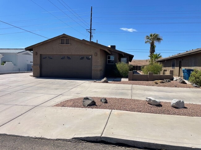 Building Photo - 1171 Regency Dr