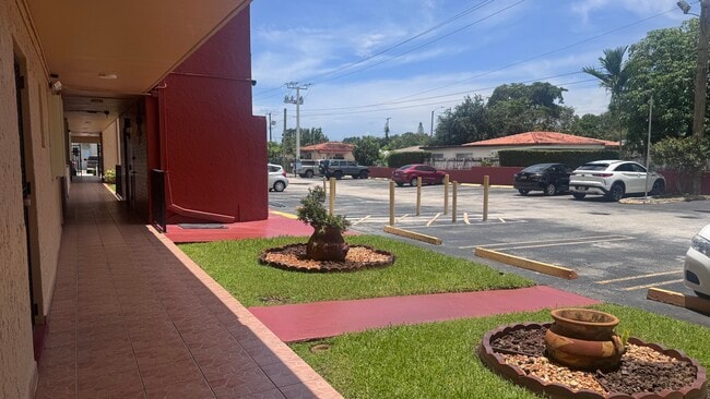 Photo - 6090 W Flagler St Unit 107