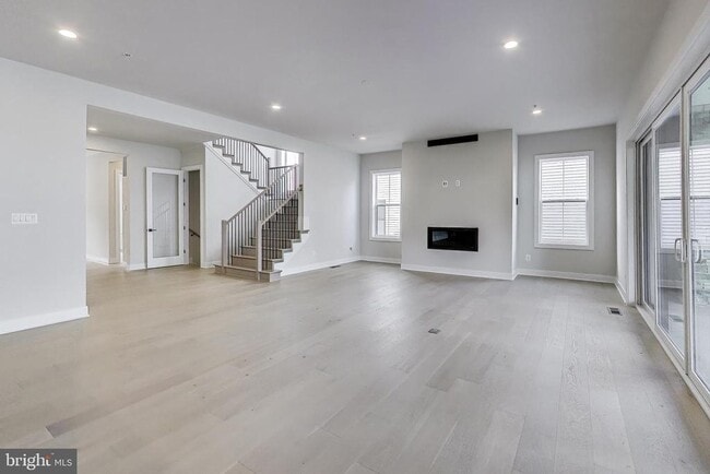 Photo - 6921 Renita Ln