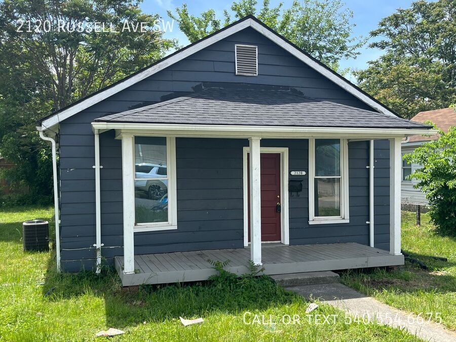 Photo - 2120 Russell Ave SW-