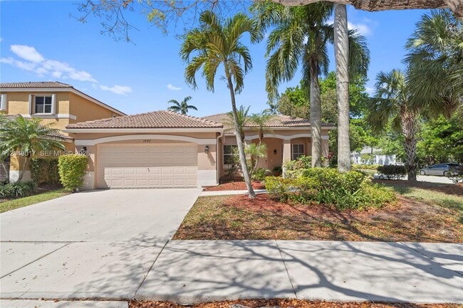 Photo - 1097 Allamanda Way