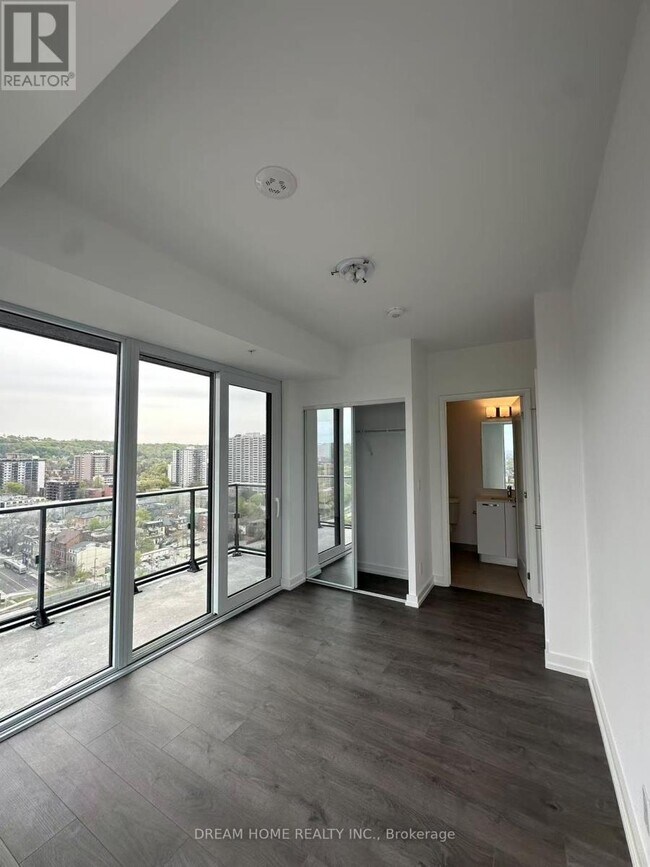 Photo - 75 James St S Unit 1810