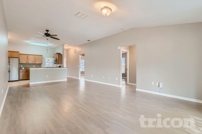 Photo - 364 Winthrop Dr