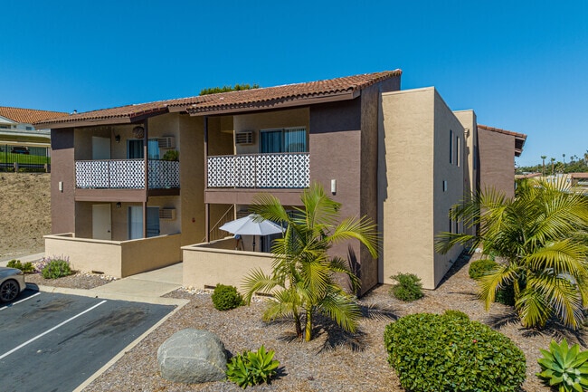 Ascot Village - Ascot Village