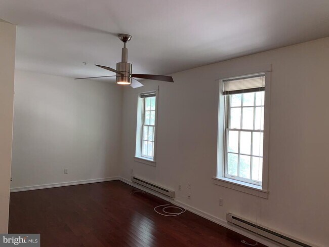 Photo - 1300 Spruce St Unit 2F