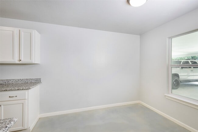 638 Luke St