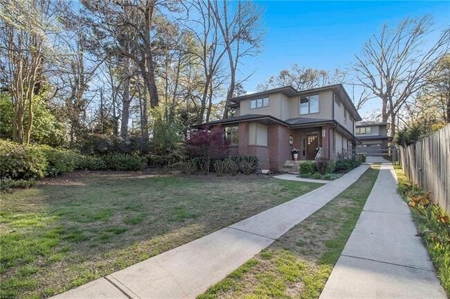 Building Photo - 623 Ansley St