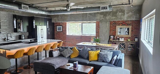 Photo - 2000 Bagby St Unit 3441