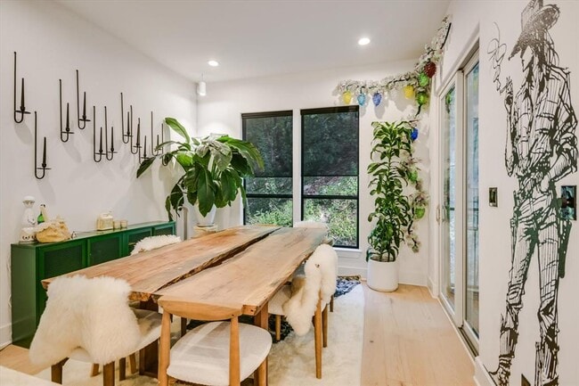 Photo - 1529 Barton Springs Rd