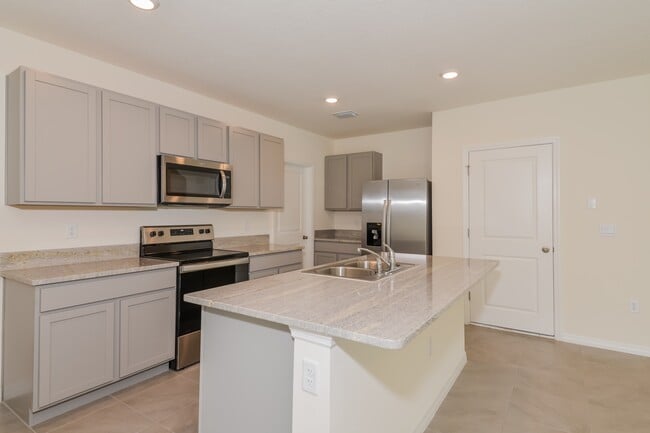 Photo - 16935 Trite Bend St