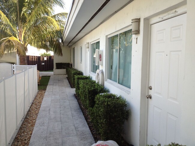 One bedroom apartment near Gulfstream - One bedroom apartment near Gulfstream