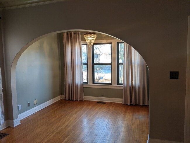 Photo - Adorable Midtown brick bungalow