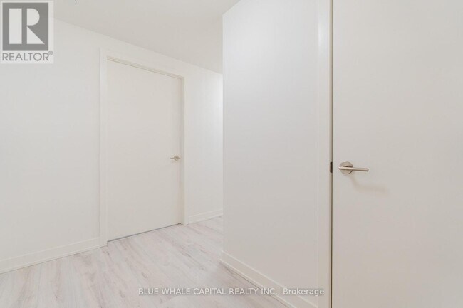 Photo - 110 Broadway Ave Unité 403