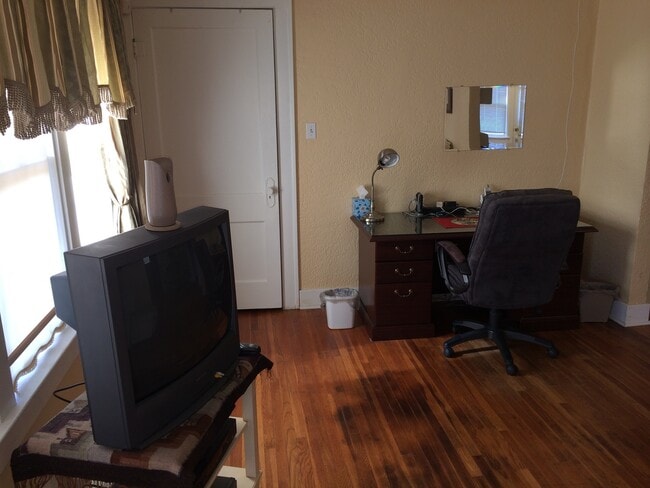 Photo - West First Duplex Unit 607 W. First (237)