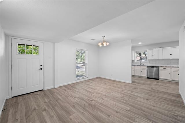 Photo - 2901 Woodhaven