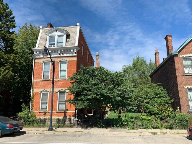 Building Photo - 416 W Martin Luther King Jr Blvd Unit 3