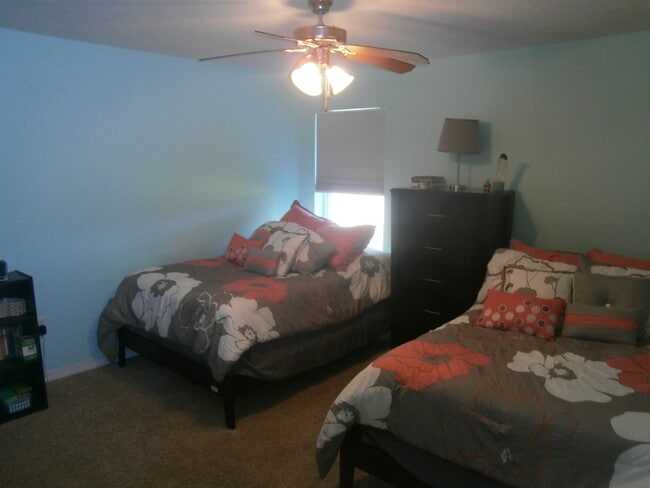 Bedroom 2 - 7585 Rexford St