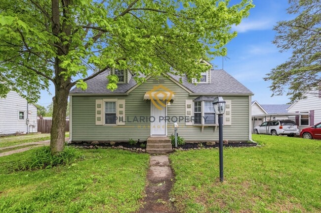 Building Photo - Lebanon Beauty on Large Lot with 5 Bedrooms and 3 Bathrooms Available TODAY!