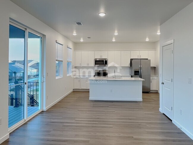 Photo - 26148 E Calhoun Pl