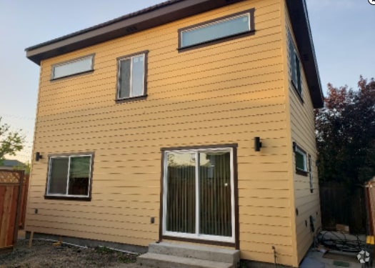 Building Photo - 958 10th Ave Rental