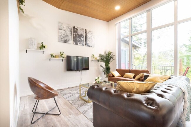 Photo - 12 Blue Forest Dr Unit SI ID1597516P