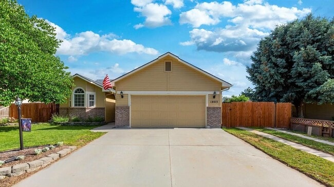 Building Photo - 3 bed 2 bath home in the Meridians Glennfield Manor Subd, just off Linder Rd and N Cherry Ln.