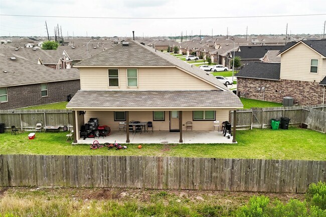 5542 Redwood Summit Ln