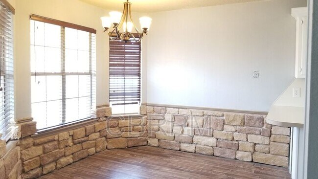 Photo - 1014 Justice Ave