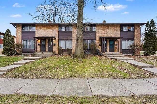 Building Photo - 1300 Northfield Ave NE